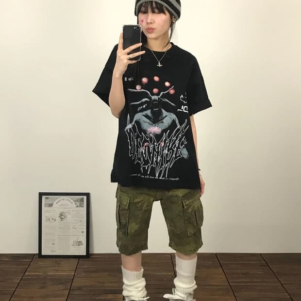 Black Astronaut Graphic Tee