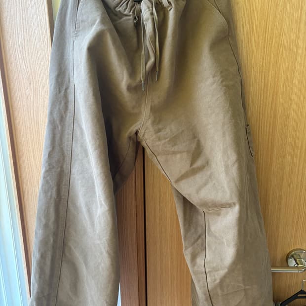 해칭룸 오버 덕 팬츠