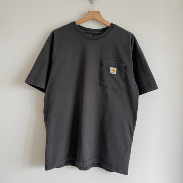 칼하트(Carhartt) 반팔 티셔츠