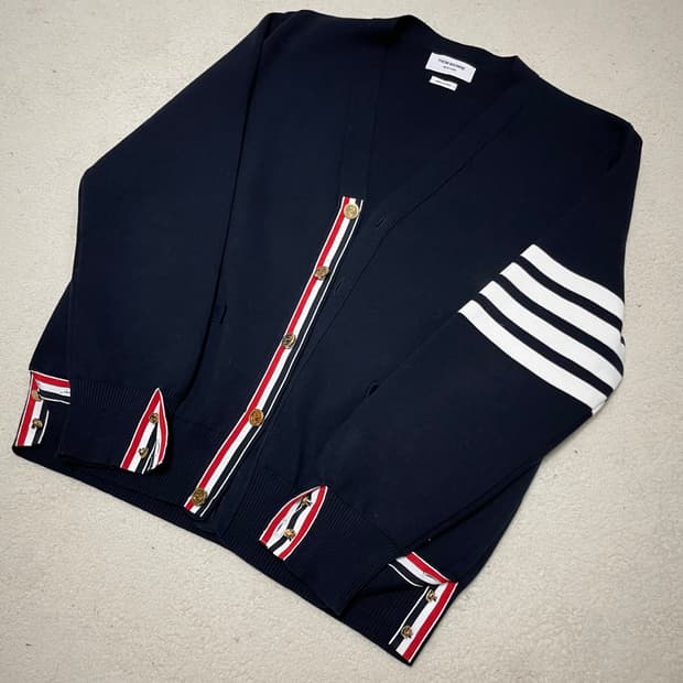 톰브라운 밀라노스티치 금장 가디건 4사이즈