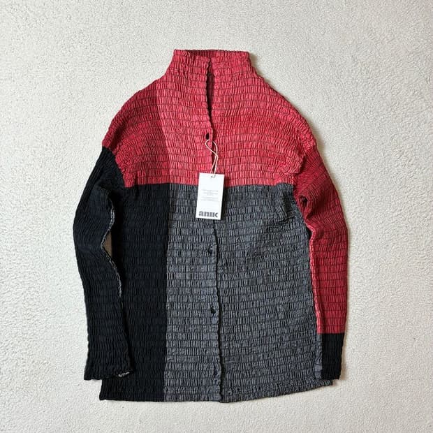 이세이미야케 00's 플리츠 배색 블라우스 PN7988