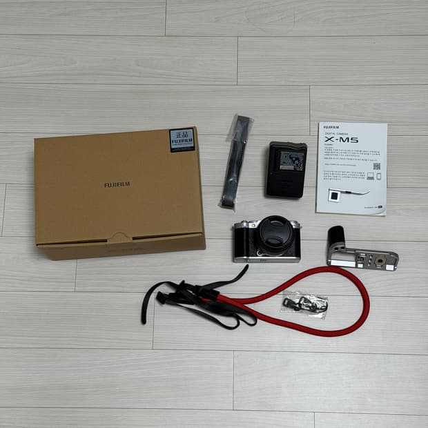 후지필름 x-m5 실버+xc14-45mm 렌즈