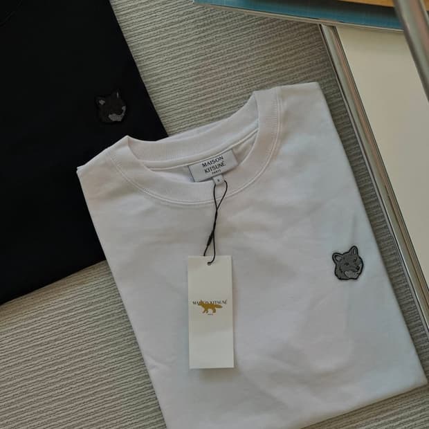 메종키츠네 폭스 패치 반팔티셔츠
