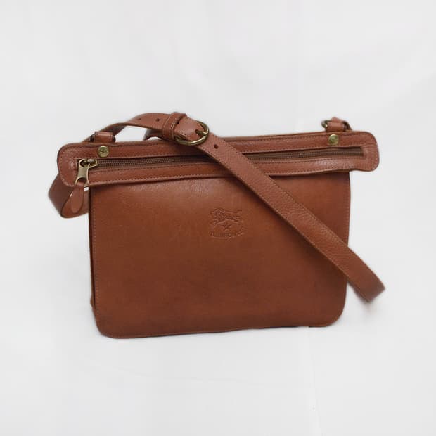 일비종떼 로니 더블 지퍼 트리오 포켓 가죽 숄더.크로스백