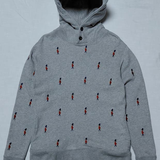 [M] 그래니프(graniph) 영국 근위병 자수 헨리넥 기모 후드티