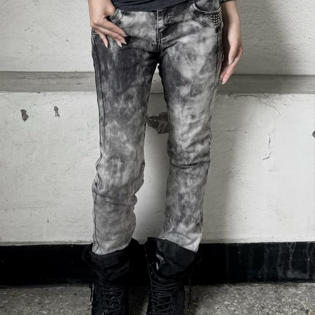 Studded cloud wash skinny jeans