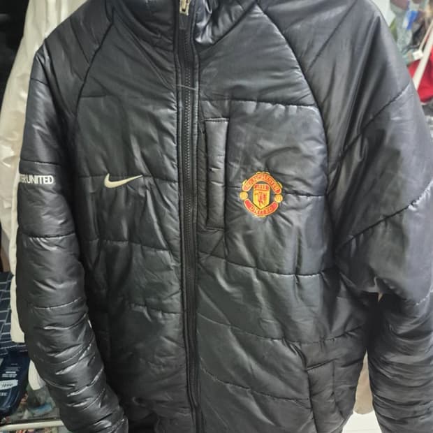 나이키 맨유 경량패딩 XL