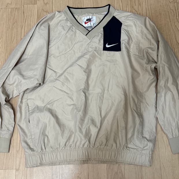 나이키 베이지 웜업