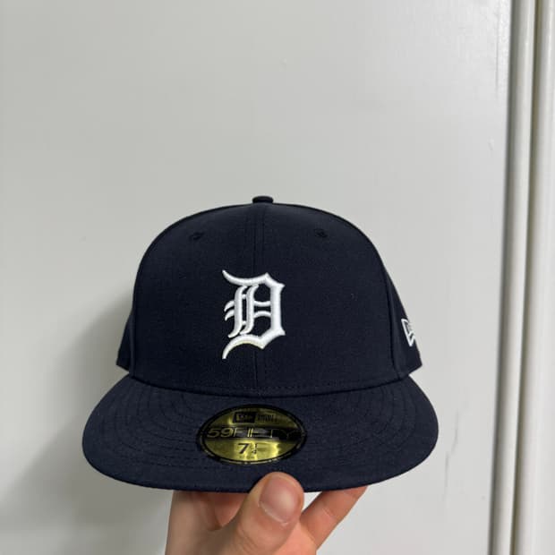 뉴에라 모자 714