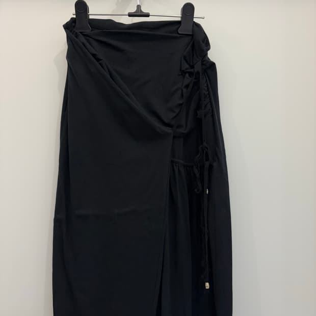 더오픈프로덕트 레이어드 치마