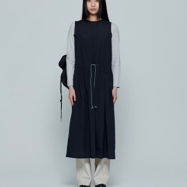 엔조블루스 러플 스트링 드레스