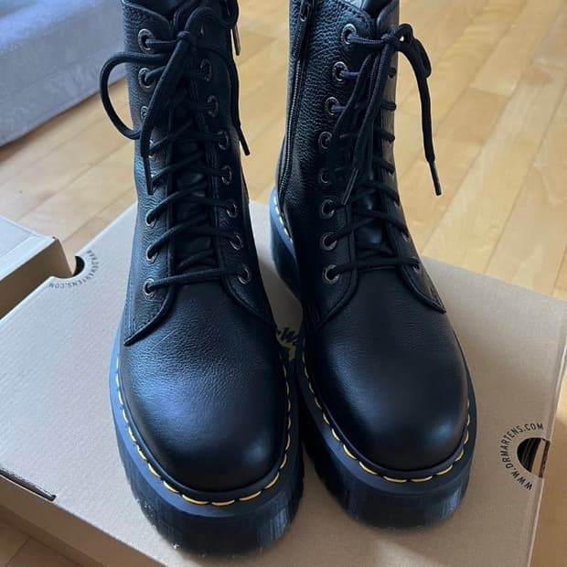 닥터마틴 제이든3 나파가죽 uk7