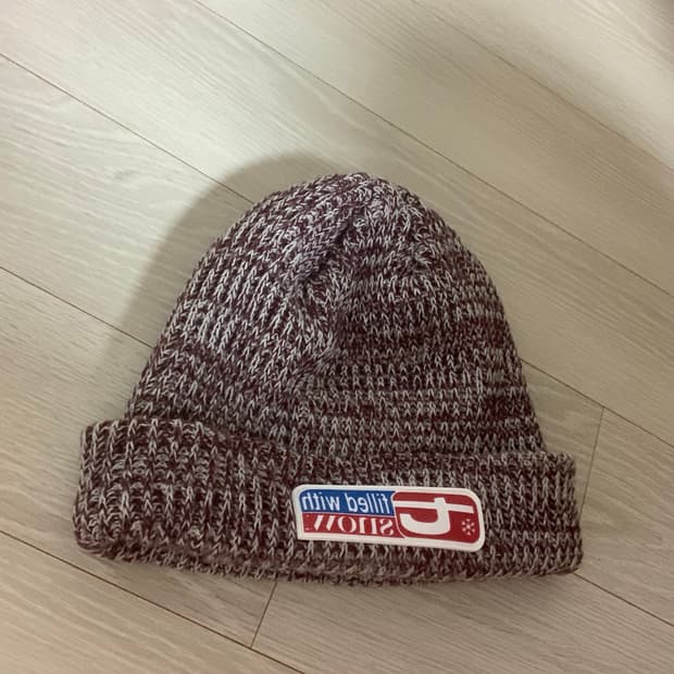 테켓 노엘 비니 버건디컬러