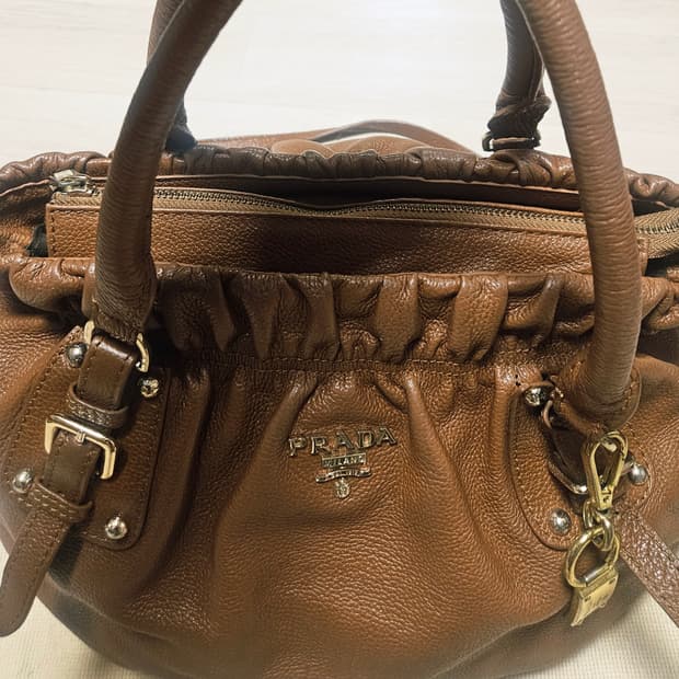 프라다 브라운 양가죽 토트&크로스백 정품