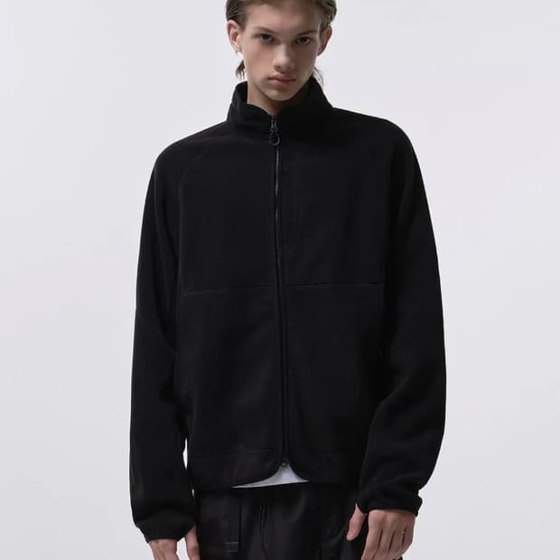 무신사 시티 레저 스트럭처드 폴라 플리스 하이넥 재킷 구합니다