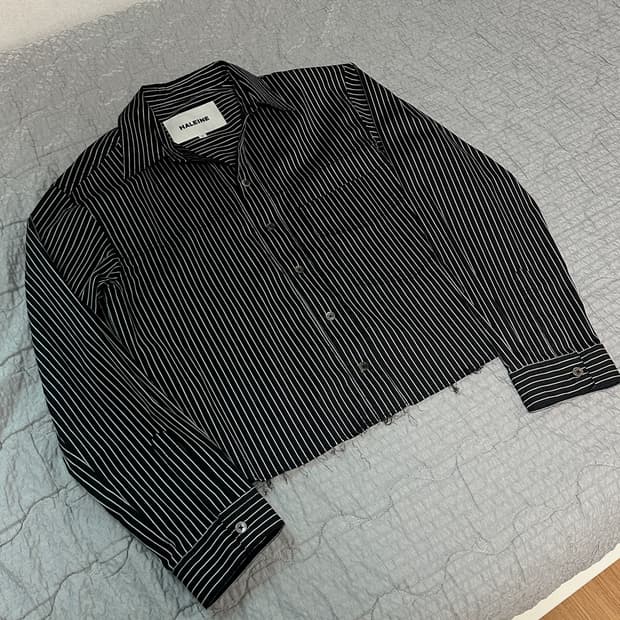 알렌느 스트라이프 크롭 셔츠