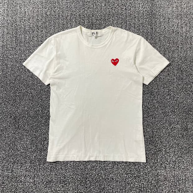 빈티지9. 꼼데가르송 플레이 하트 와펜 반팔 티셔츠 반소매 화이트
