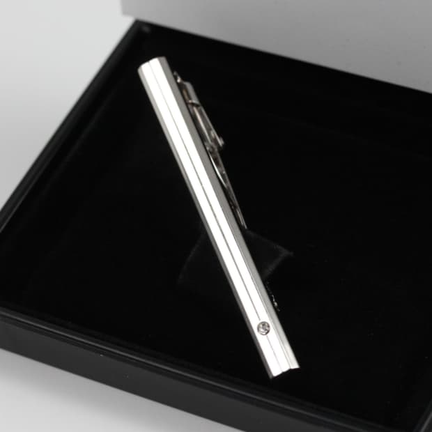 캐서린햄넷 B+등급 6cm 남자 명품 넥타이핀 빈티지