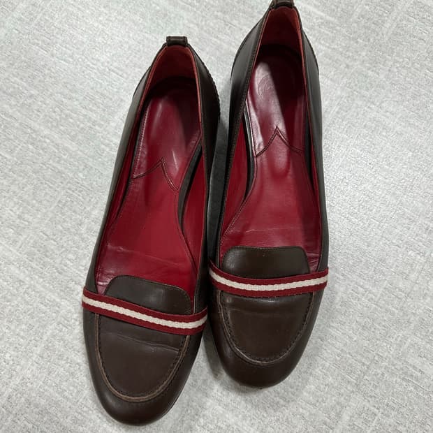 발리 bally 가죽 로퍼 37 1/2
