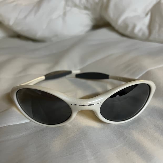 oakley 오클리 빈티지 아이자켓 1.0 1999 펄화이트