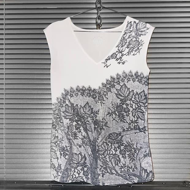 00s 안나수이 레이스 프린트 & 라인스톤 슬리브리스