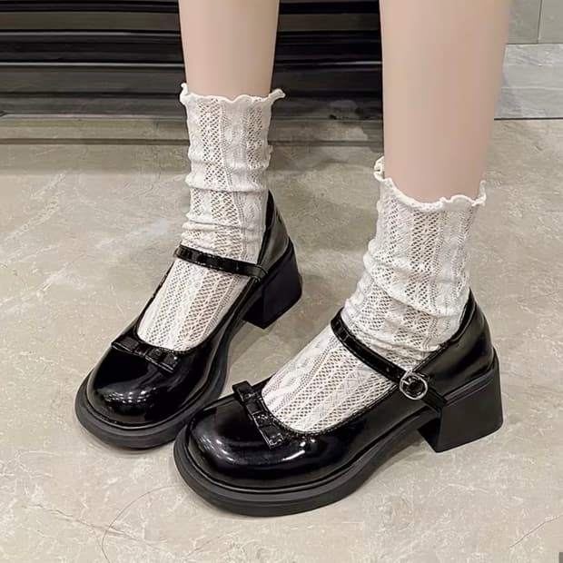 라운드 메리제인 구두 블랙