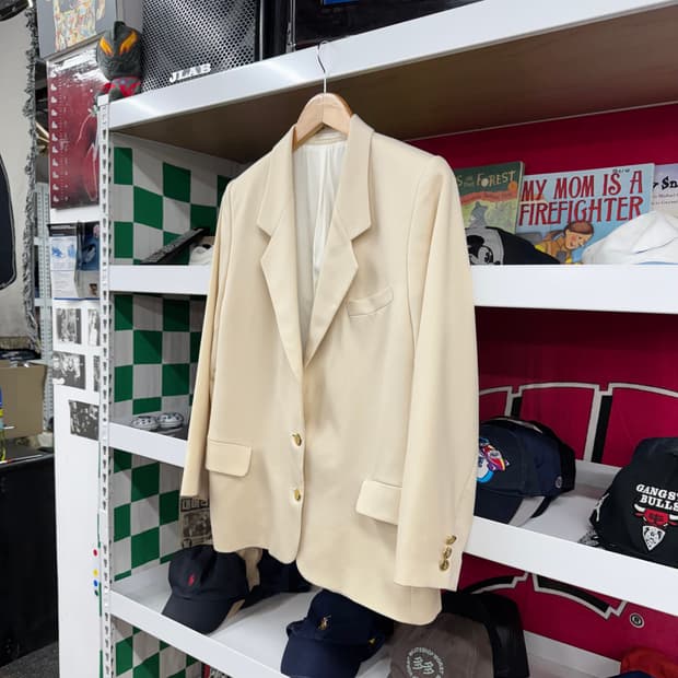 버버리 레이디 금장 블레이저 자켓 made in ENGLAND  