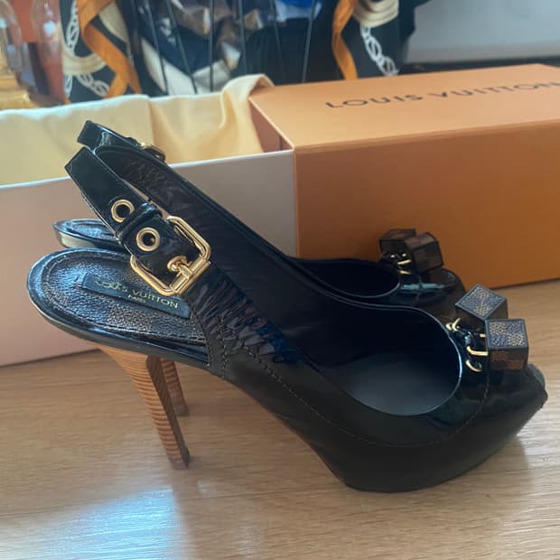 루이비통 가보시힐12센치 38.5사이즈 245-250사이즈추천