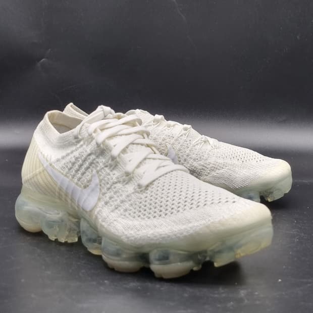 나이키 에어 베이퍼맥스 플라이니트 235