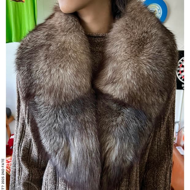 Old SAGA Fox Real Fur Muffler