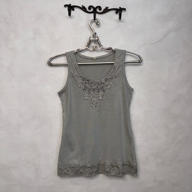 Gray oriental fairy beads lace 슬리브리스