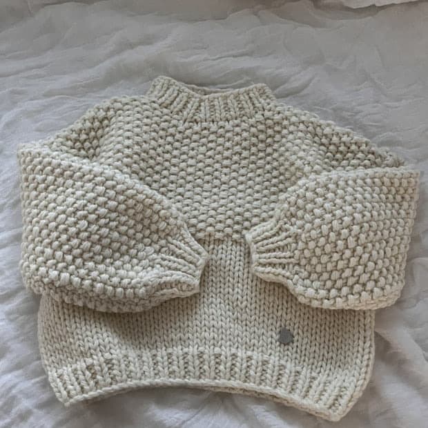 베뉴먼트 스웨터 