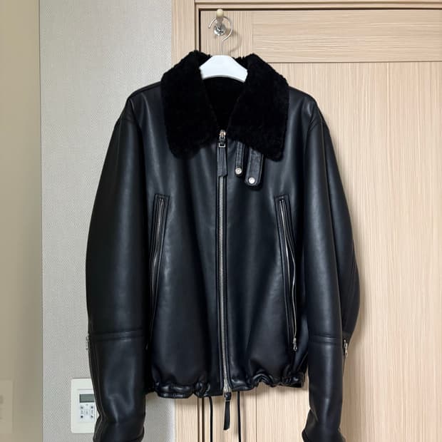 이얼즈어고 무스탕