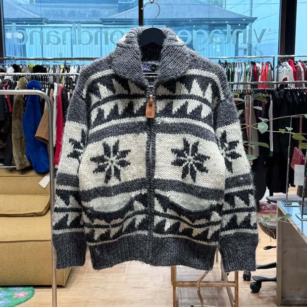 퍼스트 다운 그레이 헤비 울 코위찬 니트 가디건 