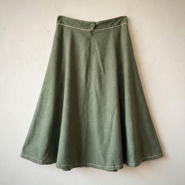  오스트리아 파이핑 린넨 무드 스커트