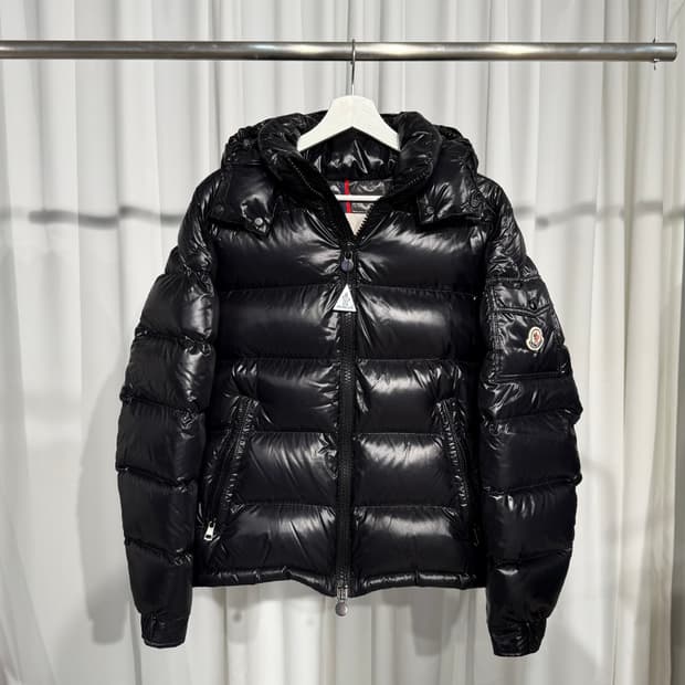 [정품] 몽클레어 마야 다운 패딩 블랙 2사이즈