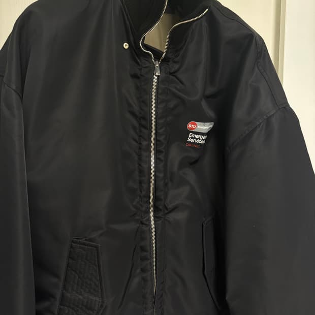 STU 오버핏 봄버 자켓