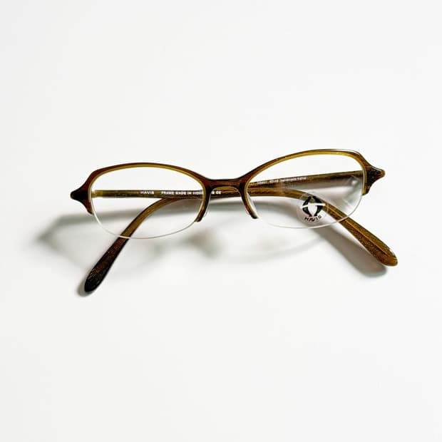HAVIS 브라운 톨토이즈 오벌 반무테 빈티지 안경
