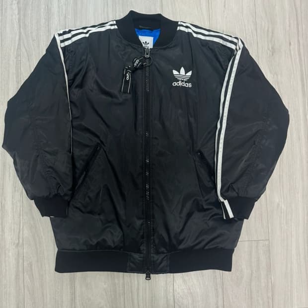 아디다스롱 봄버 자켓 S-M 공용