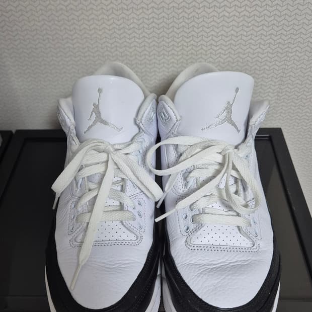 조던 3 x 프라그먼트 레트로 SP 화이트 블랙 (265사이즈)