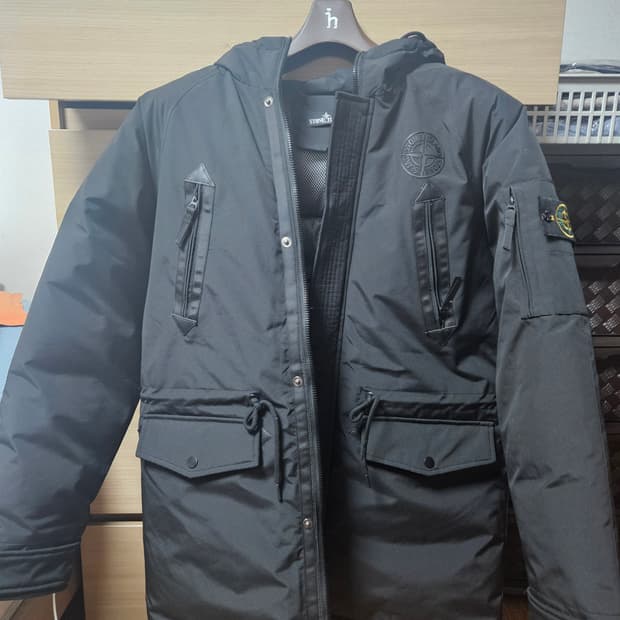 스톤아일랜드 패딩