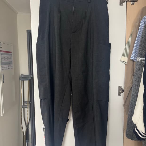 키코코브스타디노브 메가라 팬츠