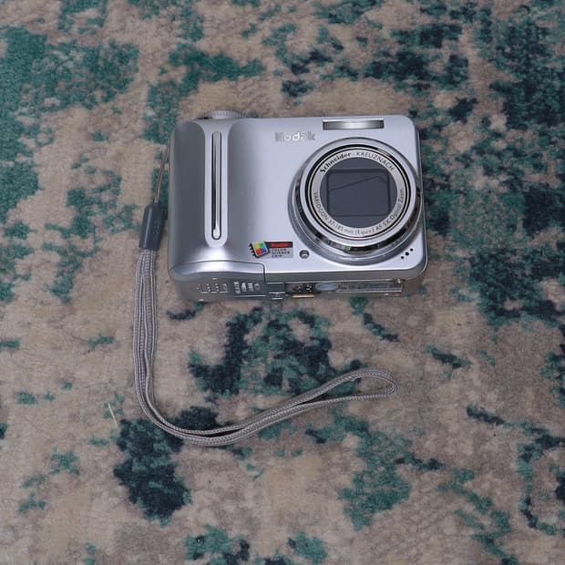 Kodak 코닥 이지쉐어 뉴진스디카 C875