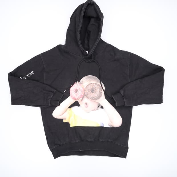 1 아카메드라비 도넛 후드티 0318H1