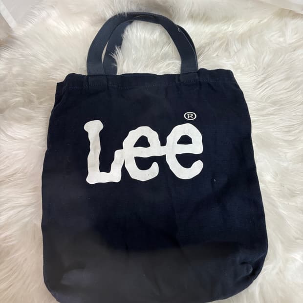 리(Lee)빅 트위치 로고 에코백 토트백