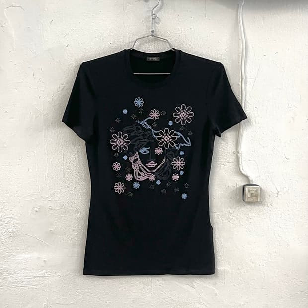 베르사체 2018SS 플라워 메두사 반팔