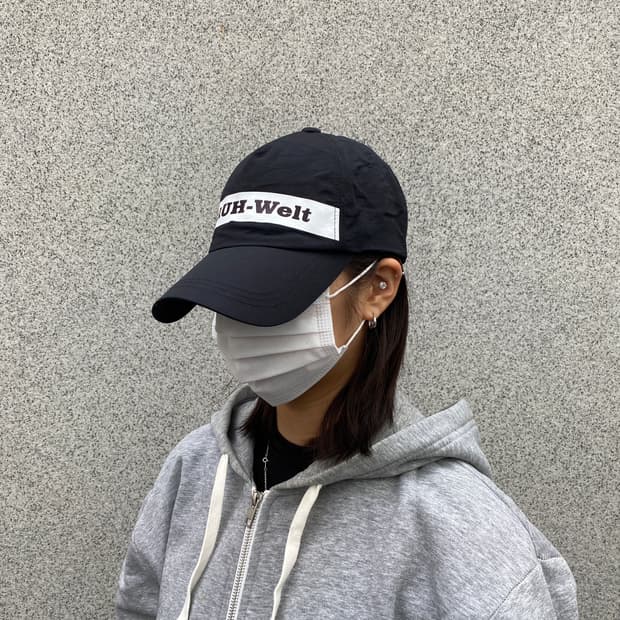 RWB (RAUH-Welt BEGRIFF) 로고 캡