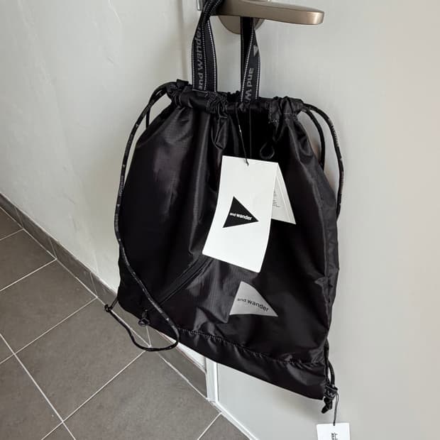 앤드원더 스트링백