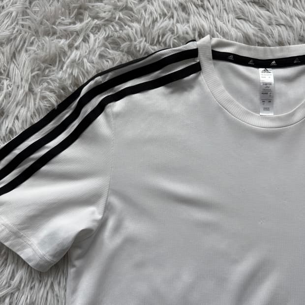 ADIDAS 일본빈티지 기능성 반팔 아디다스 기능성반팔 M 90