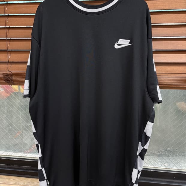Nike 나이키 NSW 백그리드 기능성 티셔츠